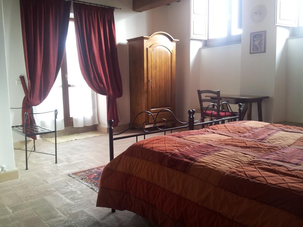مبيت وإفطار أسيسي Residenza Sant'Agnese الغرفة الصورة